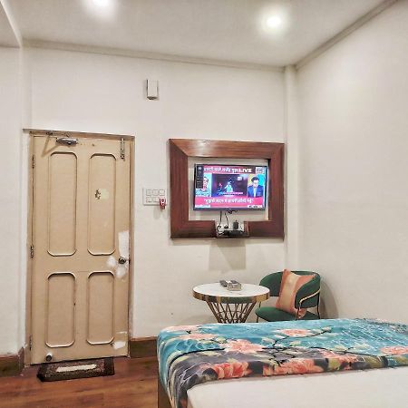 Hotel Florence Siliguri Extérieur photo