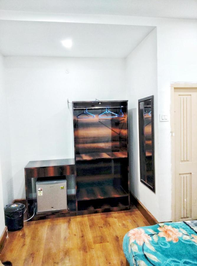 Hotel Florence Siliguri Extérieur photo